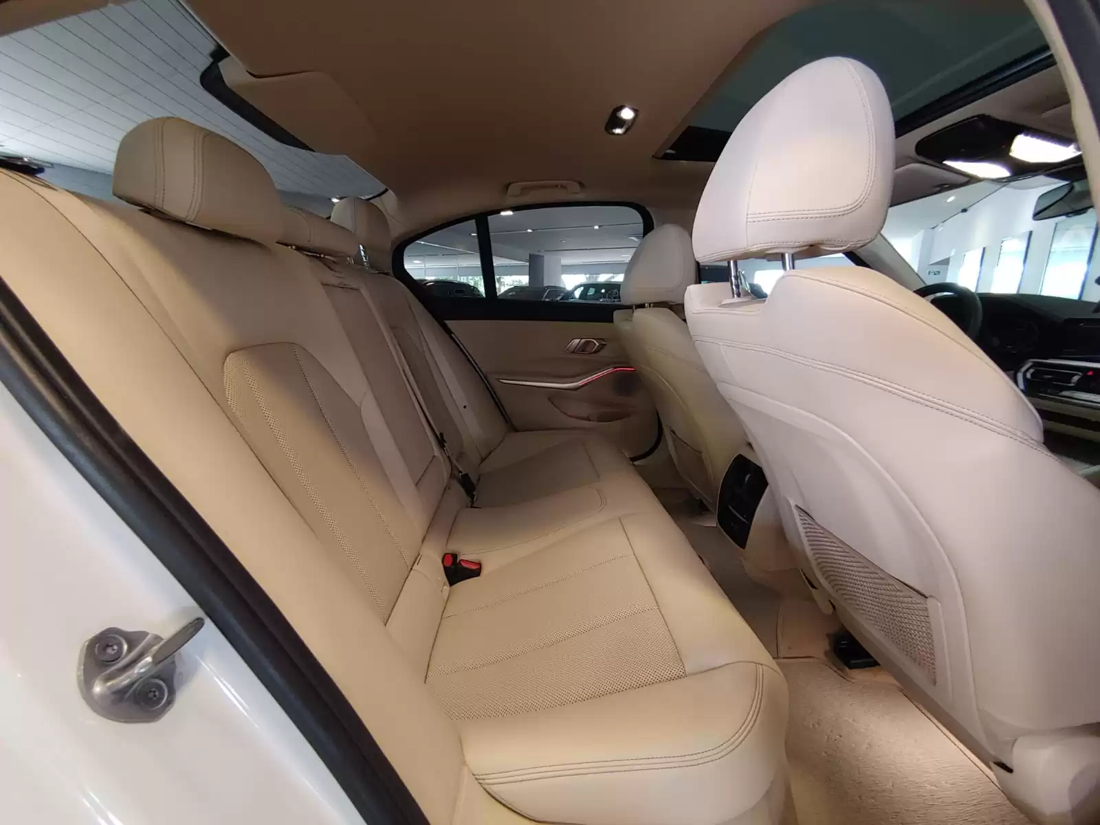 BMW 320I SPORT GP 2022 - Imagem 4