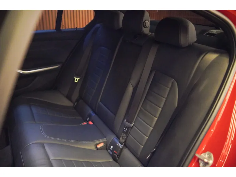 BMW 320I M SPORT 2024 - Imagem 7