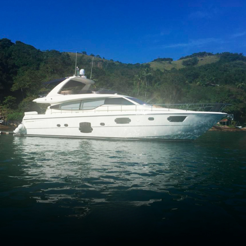 FERRETTI YACHTS 68 FLY 2015