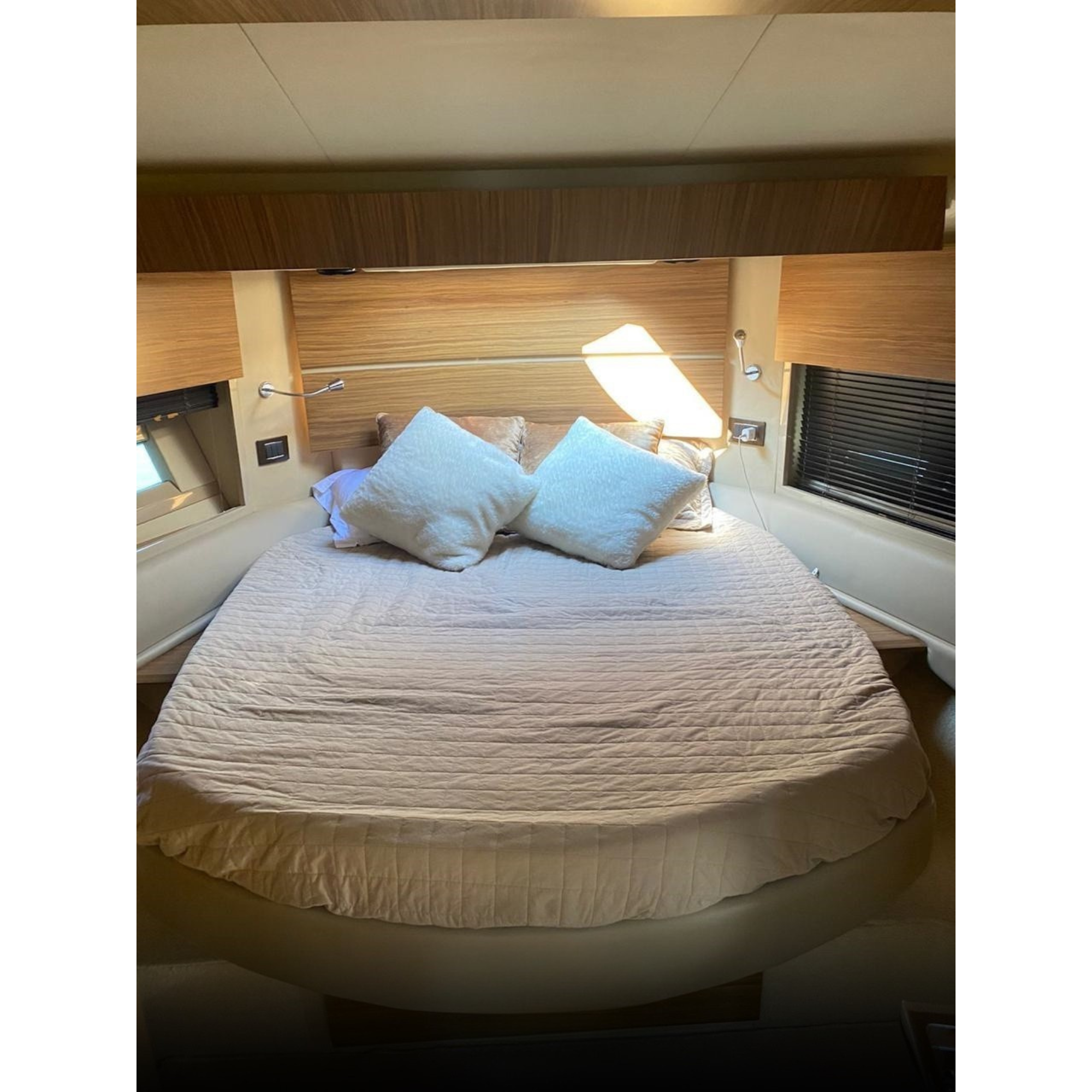 AZIMUT 50 2016 - Imagem 6