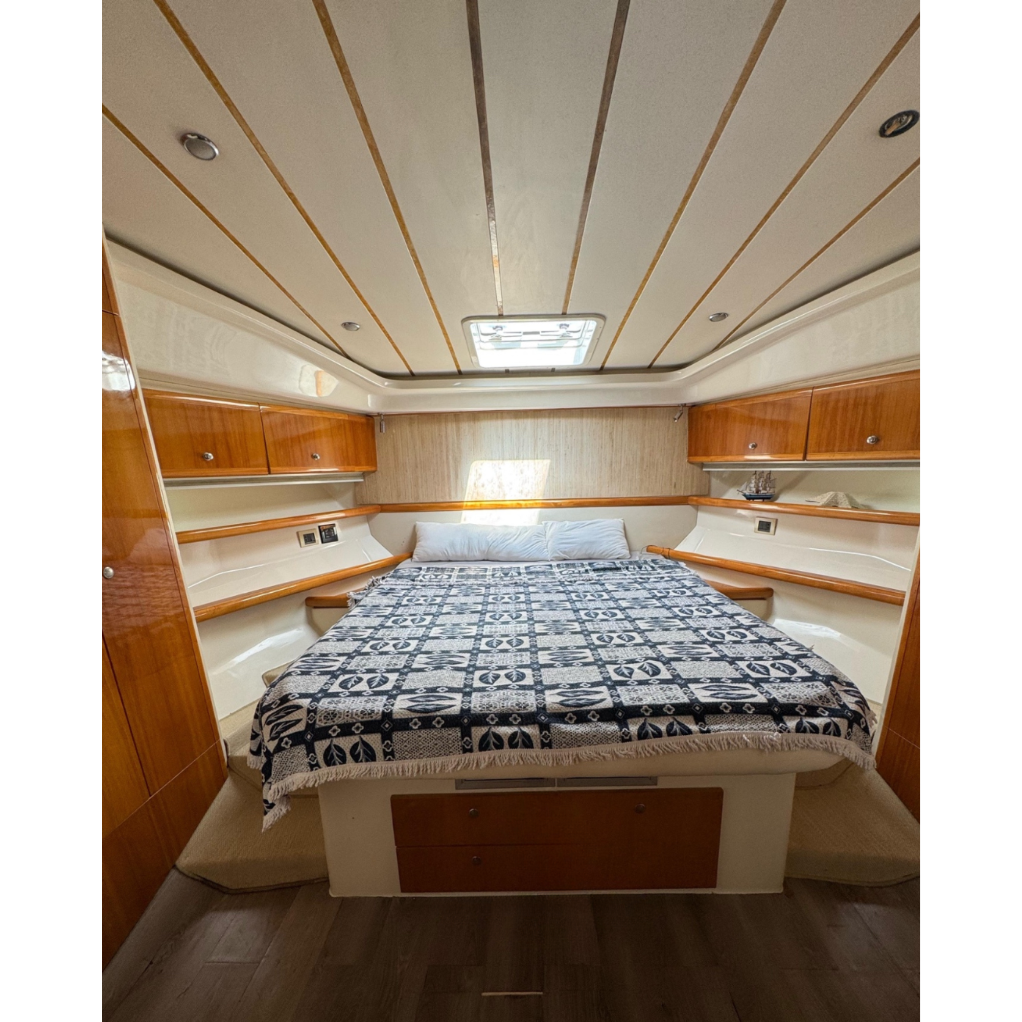 FERRETTI 55 FLY 2000 - Imagem 12