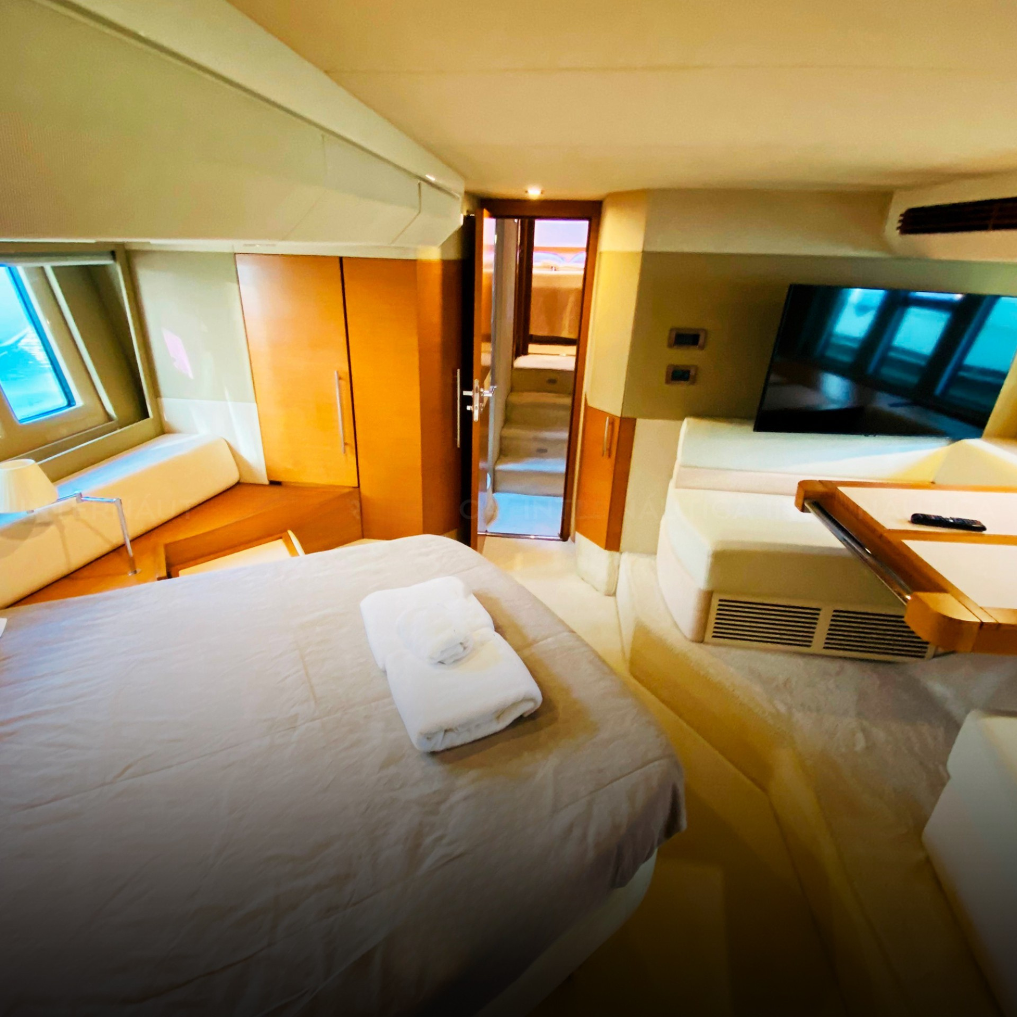 AZIMUT 60 2014 - Imagem 12