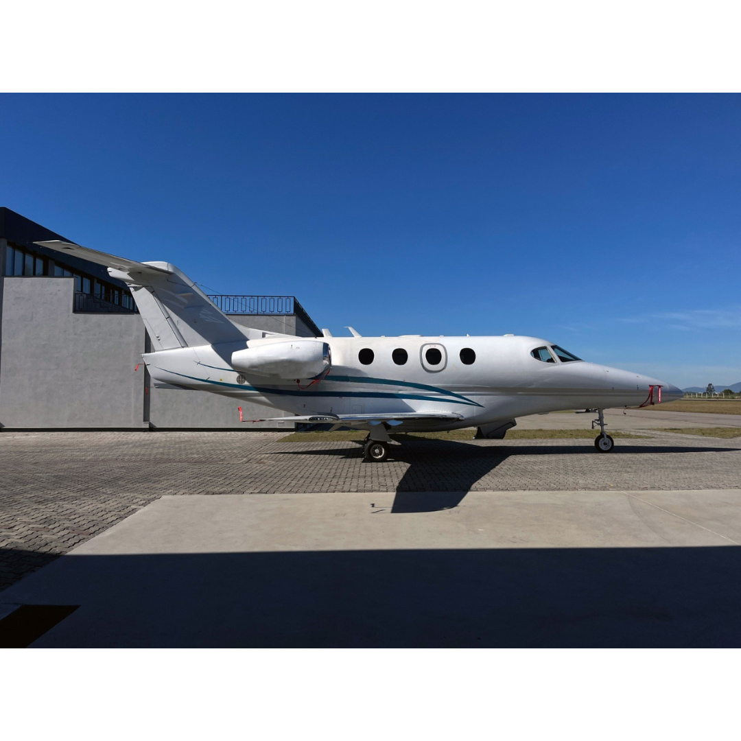 BEECHCRAFT PREMIER l 2002 - Imagem 3