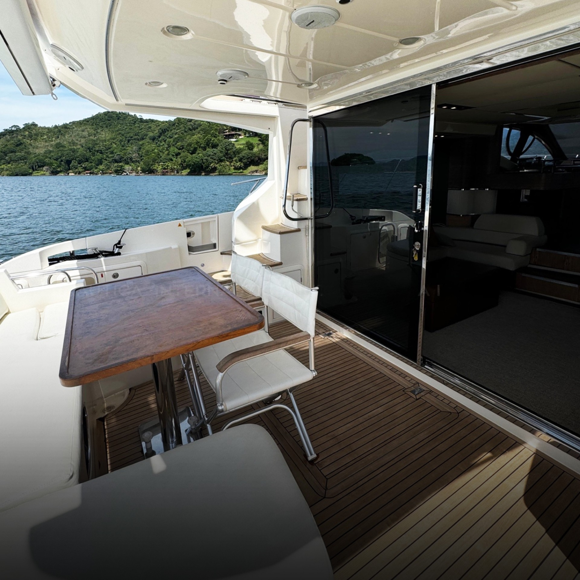 AZIMUT 53 FLY 2011 - Imagem 7