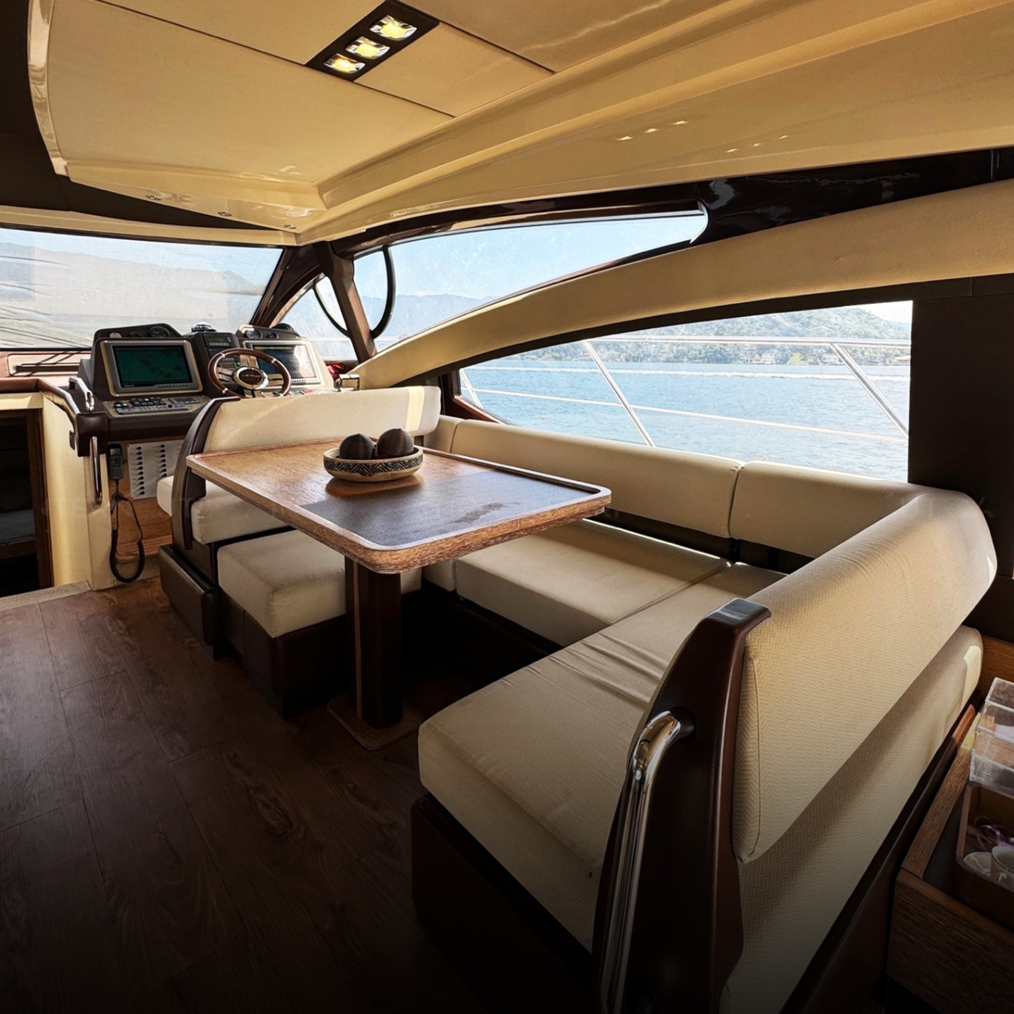AZIMUT 53 FLY 2011 - Imagem 8