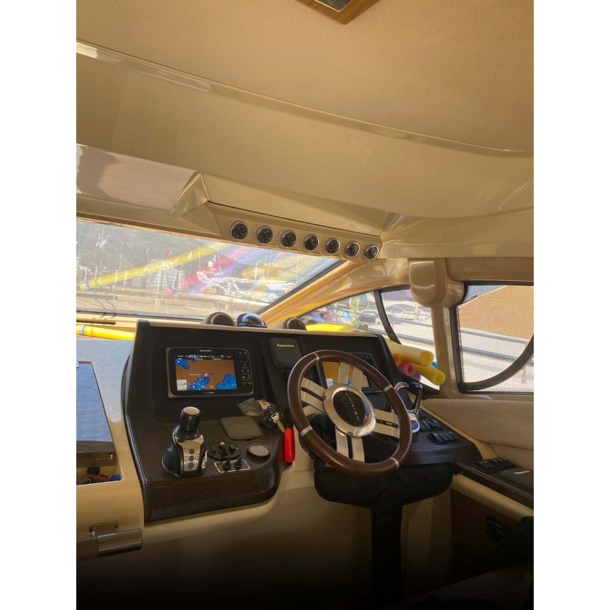 AZIMUT 50 2016 - Imagem 12