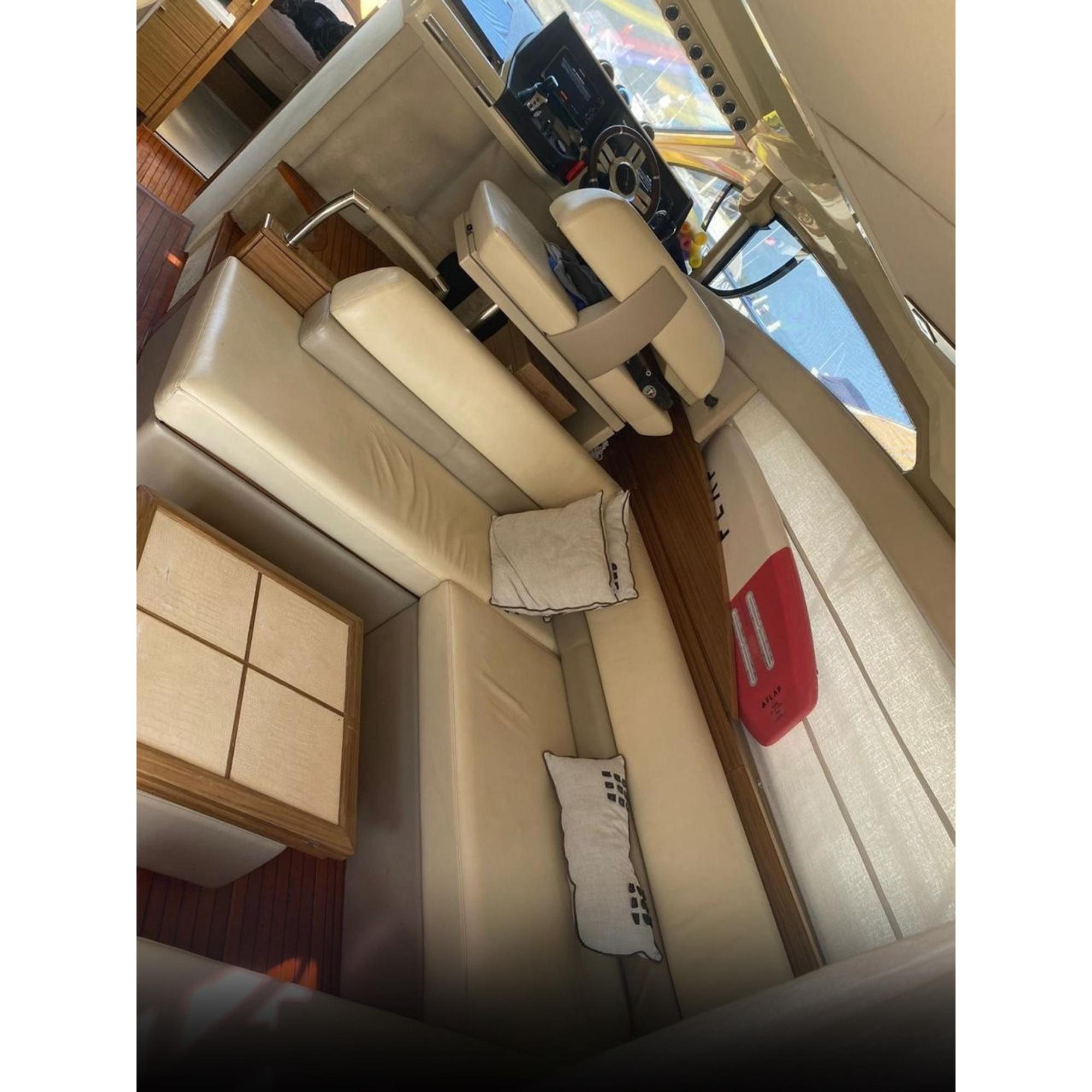 AZIMUT 50 2016 - Imagem 15