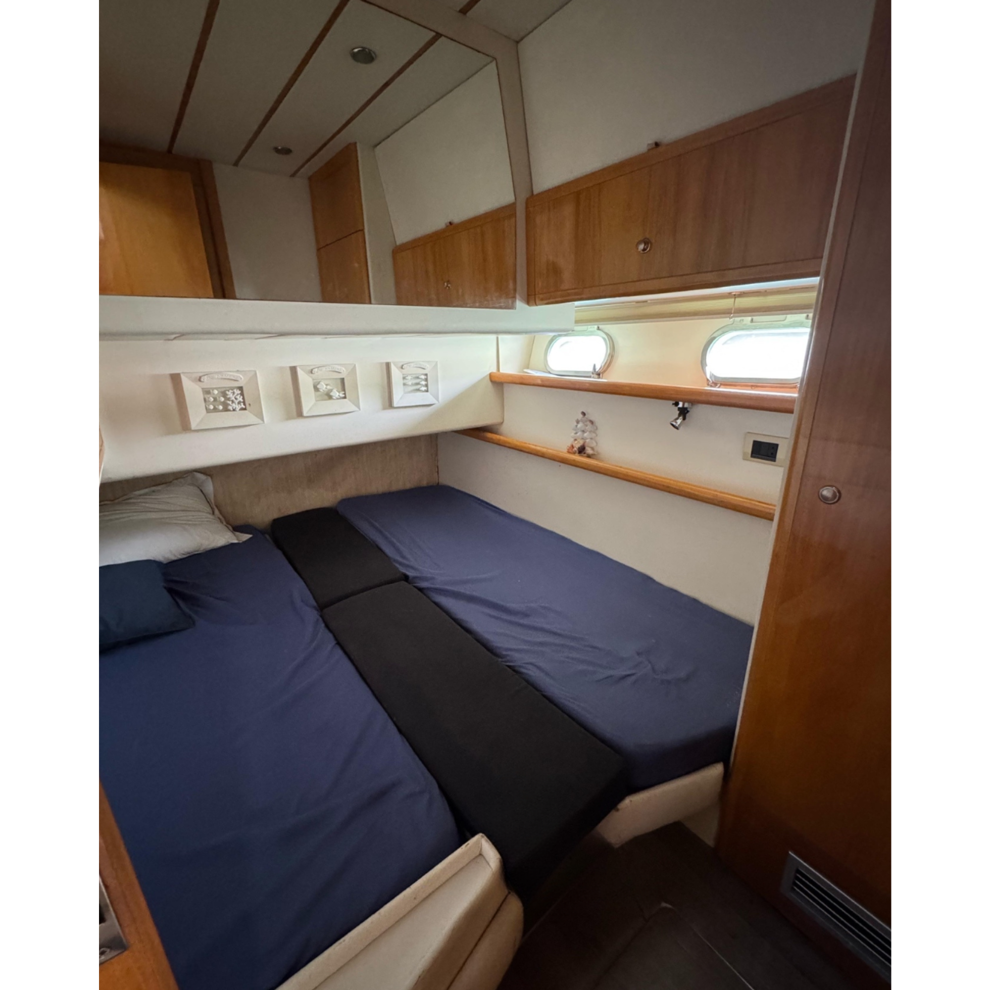 FERRETTI 55 FLY 2000 - Imagem 10
