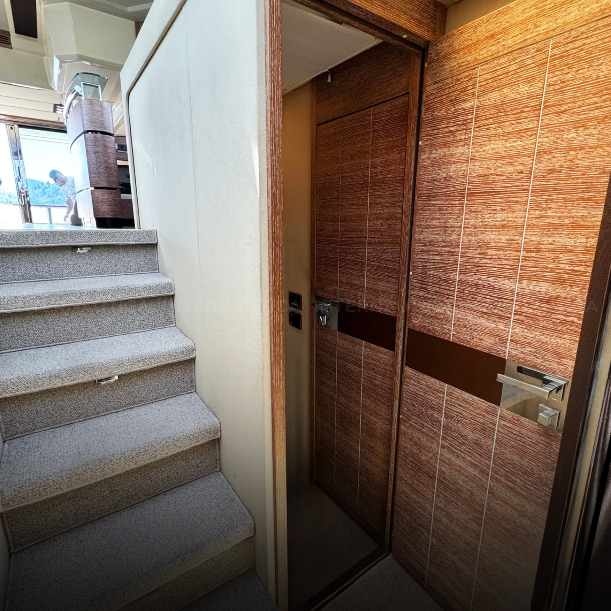 AZIMUT 53 FLY 2011 - Imagem 14