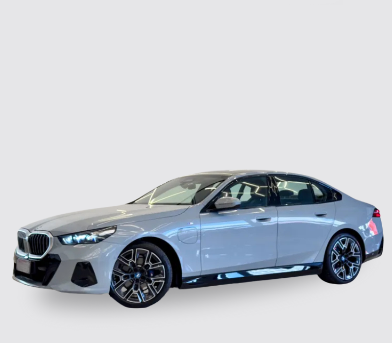 BMW 530E M SPORT 2025