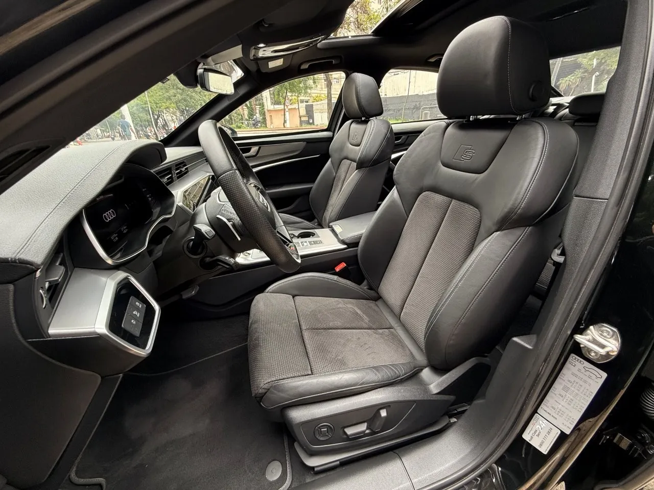 AUDI A6 3.0 55 TFSI PERFORMANCE BLACK - 2021 (BLINDADO) - Imagem 11